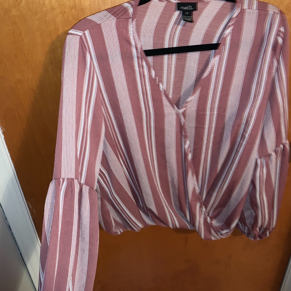 Blouse - Picture 3 of 4
